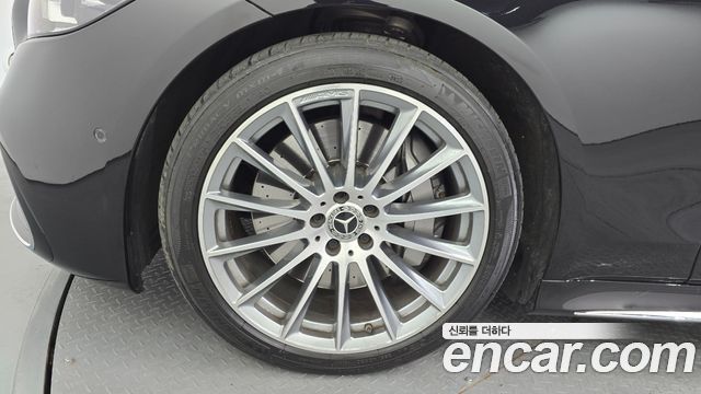 Mercedes-Benz S-Class S500L 4MATIC