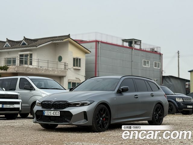BMW 3-Series M340i xDrive Touring Pro FIrst Edition