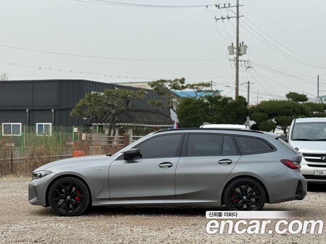BMW 3-Series M340i xDrive Touring Pro FIrst Edition