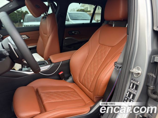 BMW 3-Series M340i xDrive Touring Pro FIrst Edition