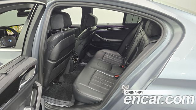 BMW 5-Series 530i M Sport Package