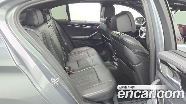 BMW 5-Series 530i M Sport Package