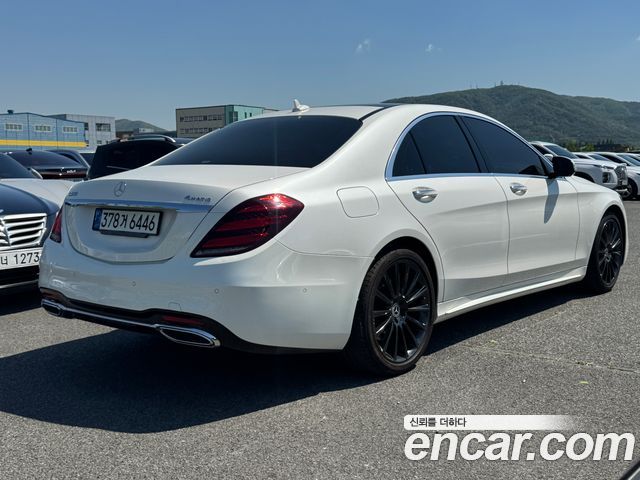 Mercedes-Benz S-Class S350 d 4MATIC AMG Line