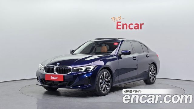 BMW 3-Series 320i