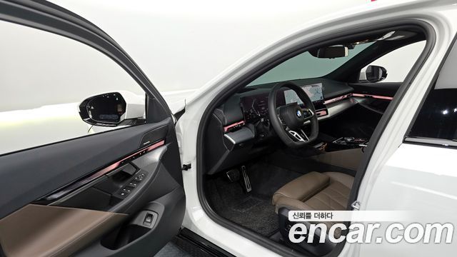 BMW 5-Series 520i M Sport