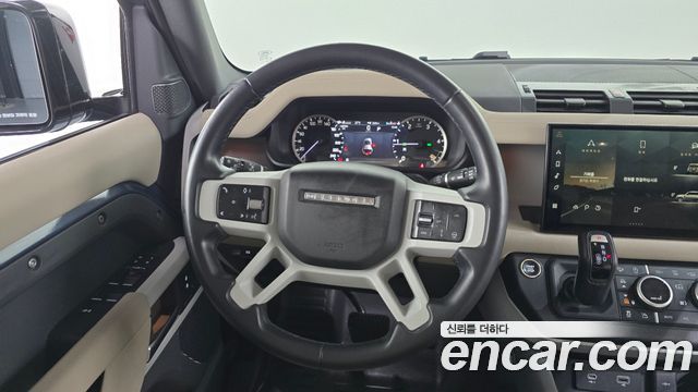 Land Rover Defender 110 D250 SE
