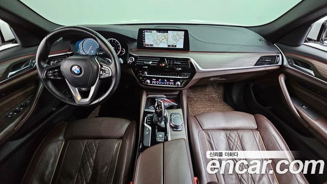 BMW 5-Series 530i xDrive M Sport Package Plus