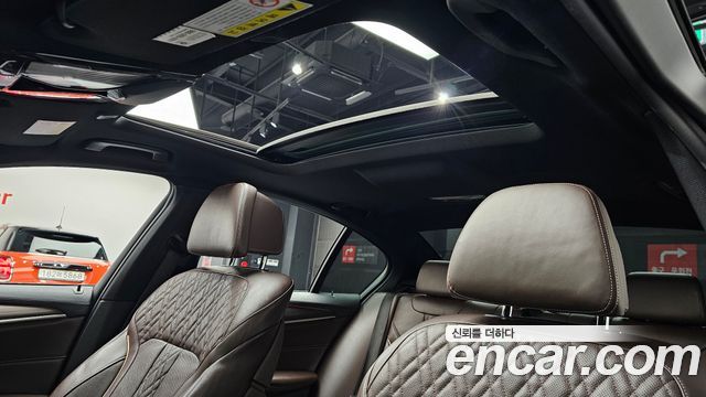 BMW 5-Series 530i xDrive M Sport Package Plus
