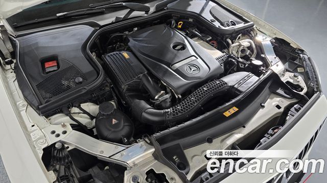 Mercedes-Benz E-Class E300 Avantgarde