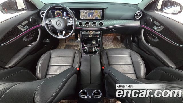Mercedes-Benz E-Class E300 Avantgarde