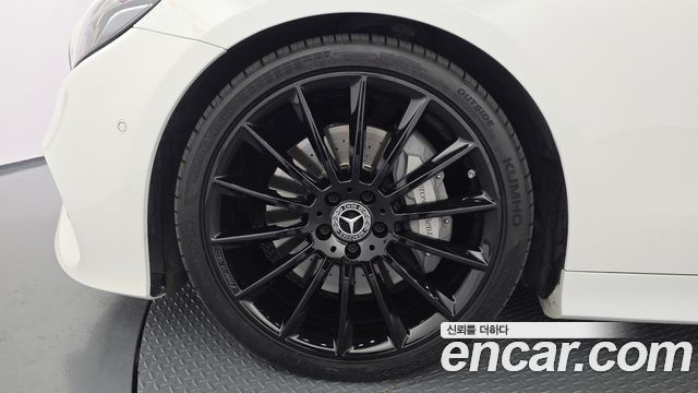 Mercedes-Benz E-Class E450 4MATIC Coupe