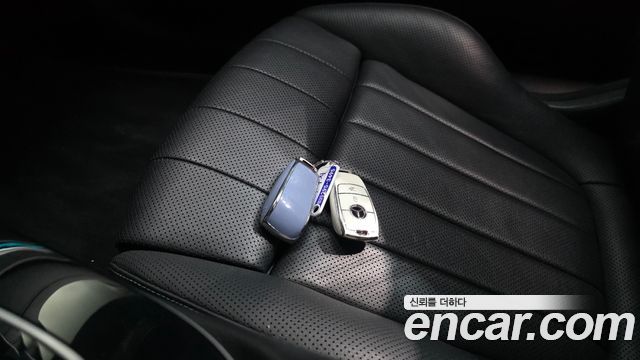 Mercedes-Benz E-Class E450 4MATIC Coupe