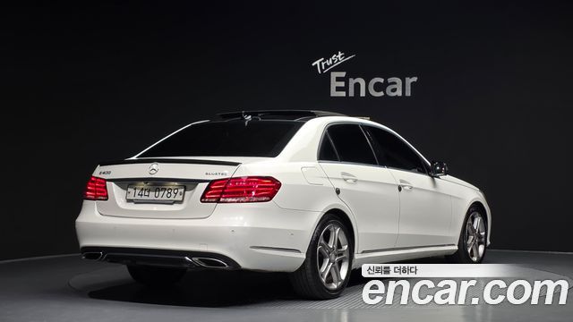Mercedes-Benz E-Class E250 BlueTec 4MATIC AV