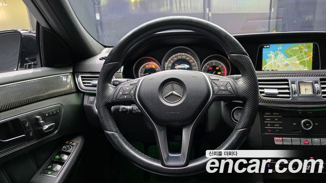 Mercedes-Benz E-Class E250 BlueTec 4MATIC AV