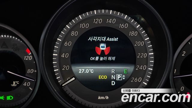 Mercedes-Benz E-Class E250 BlueTec 4MATIC AV