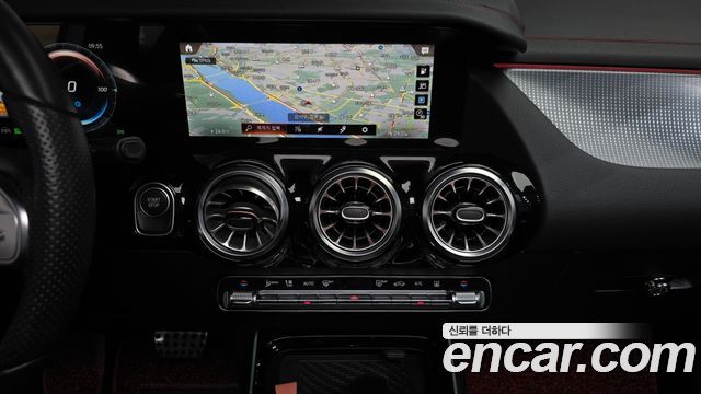 Mercedes-Benz EQA EQA250 AMG Package