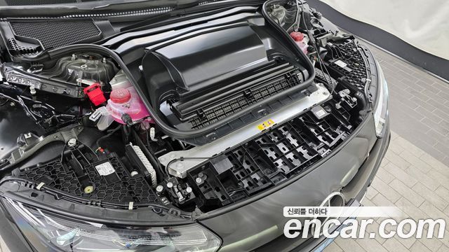 Mercedes-Benz EQE EQE350+