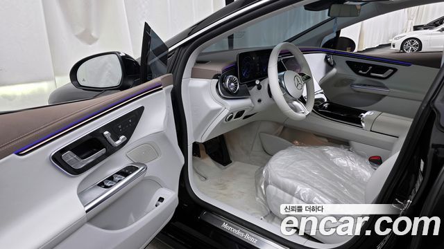 Mercedes-Benz EQE EQE350+