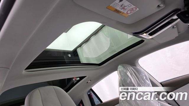 Mercedes-Benz EQE EQE350+