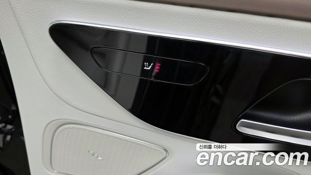 Mercedes-Benz EQE EQE350+