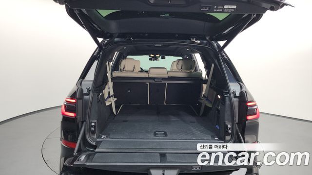 BMW X7 xDrive 40i M Sport 7STR
