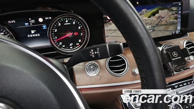 Mercedes-Benz E-Class E300 Exclusive