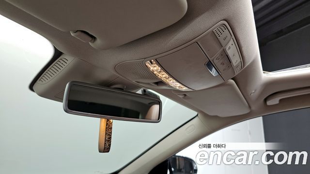 Mercedes-Benz E-Class E300 Exclusive