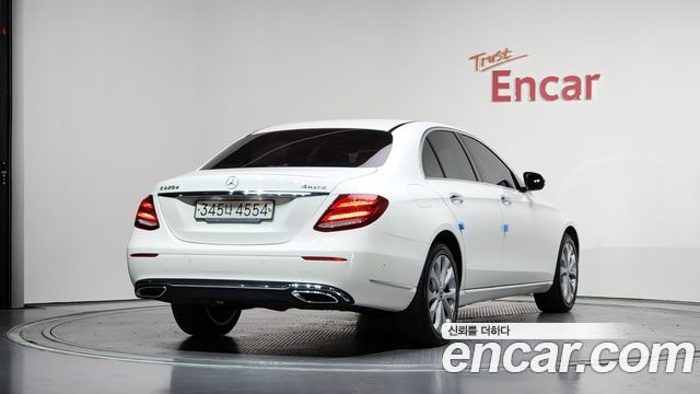 Mercedes-Benz E-Class E220d 4MATIC Exclusive