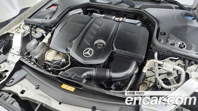 Mercedes-Benz E-Class E220d 4MATIC Exclusive