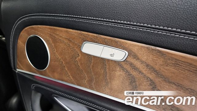 Mercedes-Benz E-Class E220d 4MATIC Exclusive