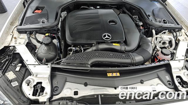 Mercedes-Benz E-Class E350 4MATIC Exclusive