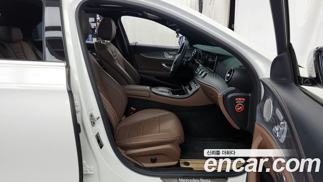 Mercedes-Benz E-Class E350 4MATIC Exclusive