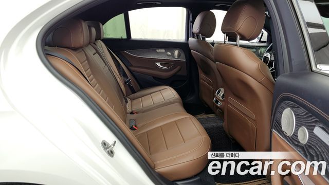 Mercedes-Benz E-Class E350 4MATIC Exclusive