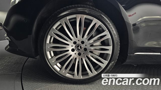 Mercedes-Benz S-Class S560L 4MATIC
