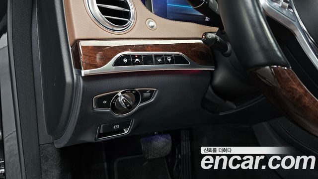 Mercedes-Benz S-Class S560L 4MATIC