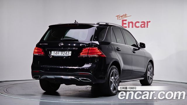 Mercedes-Benz GLE-Class GLE350 d 4MATIC