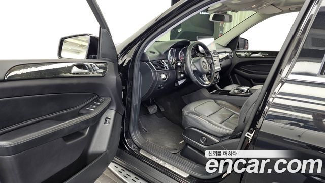 Mercedes-Benz GLE-Class GLE350 d 4MATIC