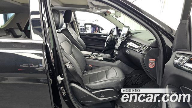 Mercedes-Benz GLE-Class GLE350 d 4MATIC