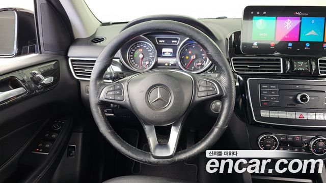 Mercedes-Benz GLE-Class GLE350 d 4MATIC