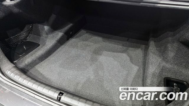 BMW 5-Series 520i Luxury