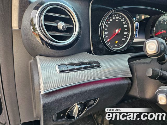 Mercedes-Benz E-Class E200 Avantgarde