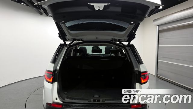 Land Rover Discovery Sport P250 SE