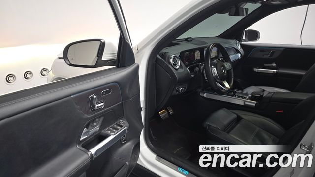 Mercedes-Benz EQB EQB300 4MATIC AMG Line