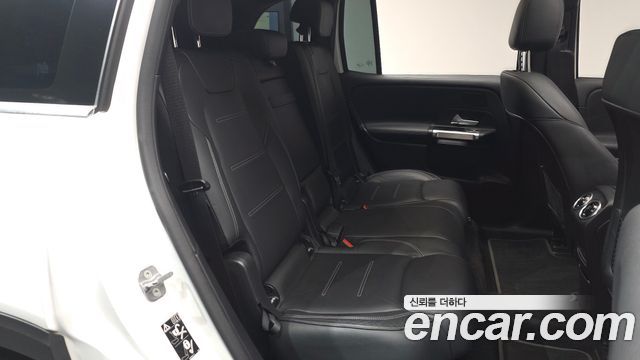 Mercedes-Benz EQB EQB300 4MATIC AMG Line