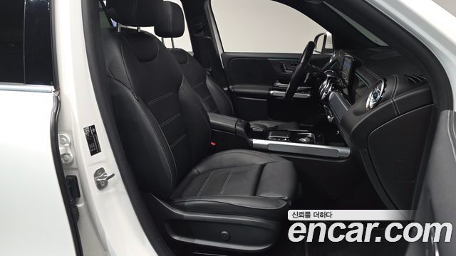 Mercedes-Benz EQB EQB300 4MATIC AMG Line