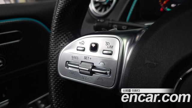Mercedes-Benz EQB EQB300 4MATIC AMG Line