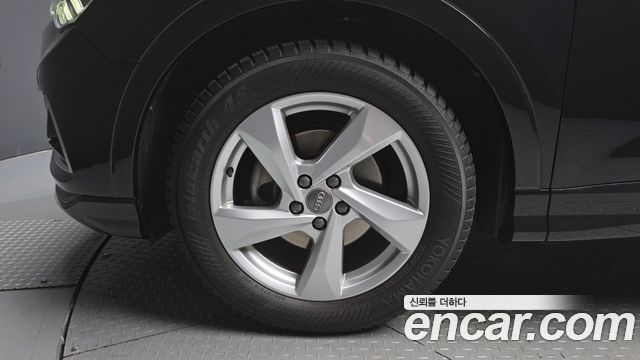 Audi Q3 35 TDI Premium