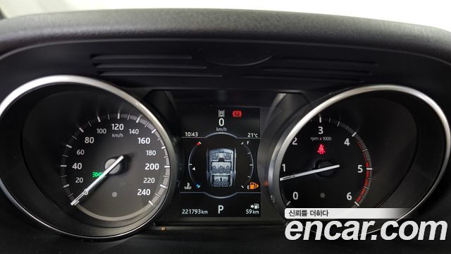 Land Rover Discovery 3.0 TD6 HSE Luxury