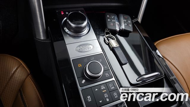 Land Rover Discovery 3.0 TD6 HSE Luxury