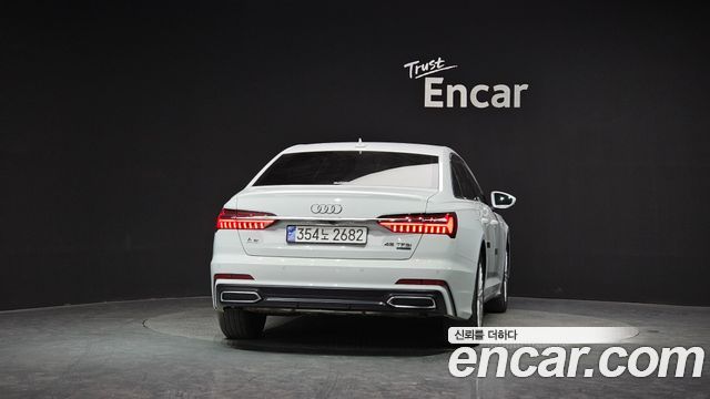 Audi A6 45 TFSI Quattro Premium